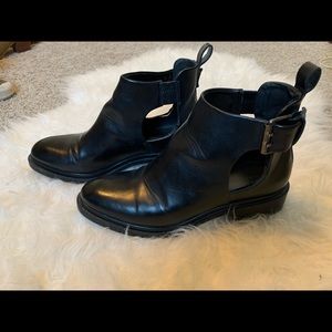 Zara basics heeled boots